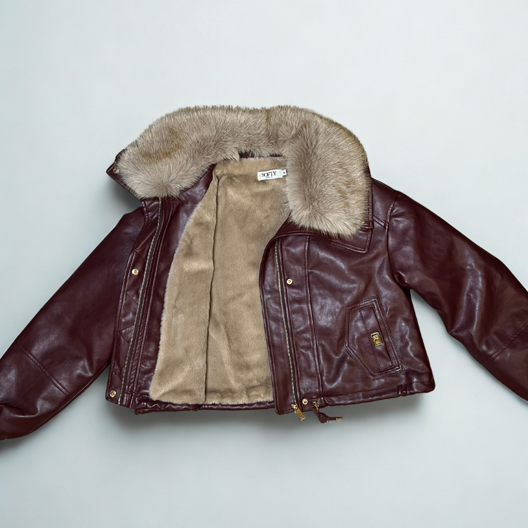 CHAQUETA BURDEOS CON PELOS