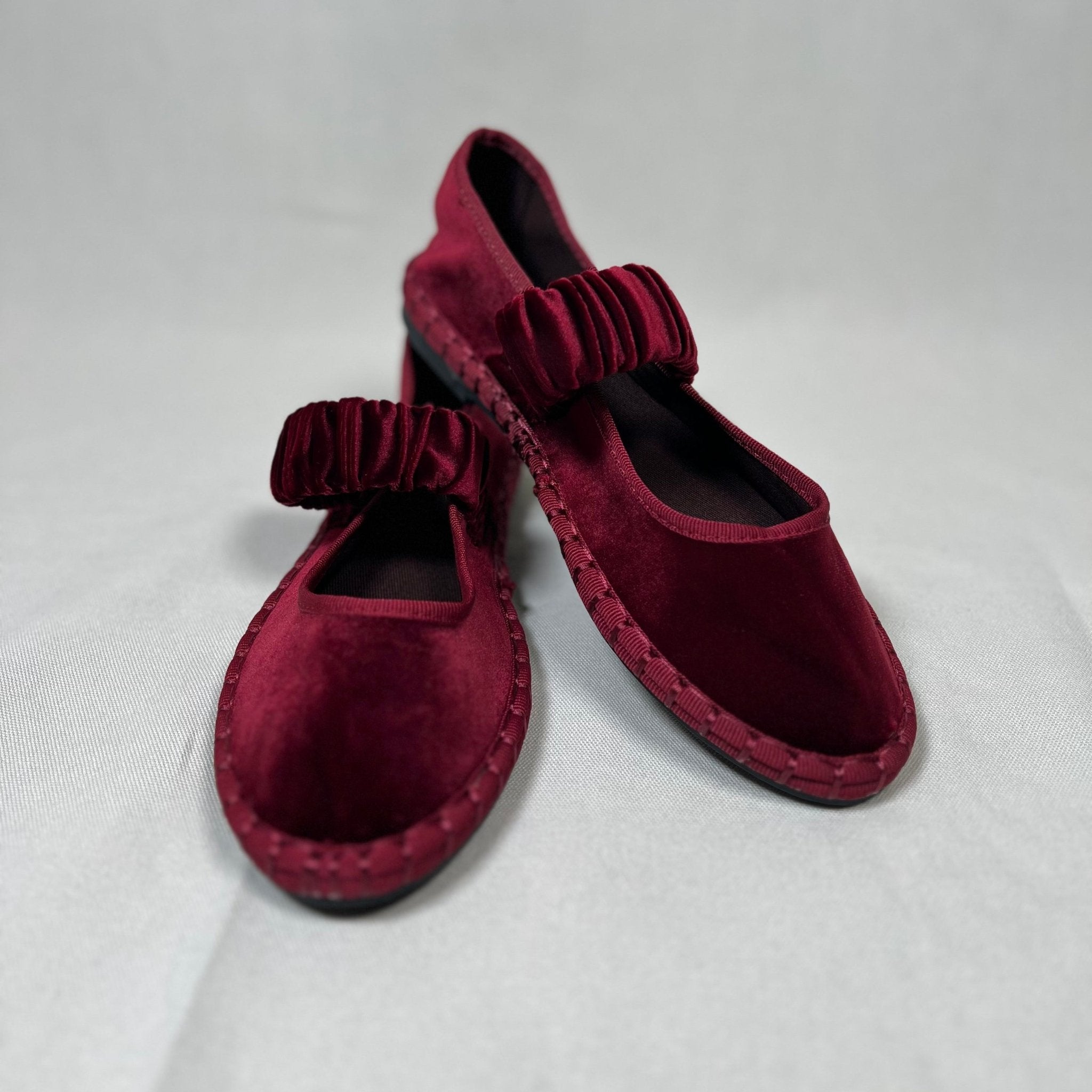 BAILARINA TERCIOPELO BURDEOS - Maro Studio
