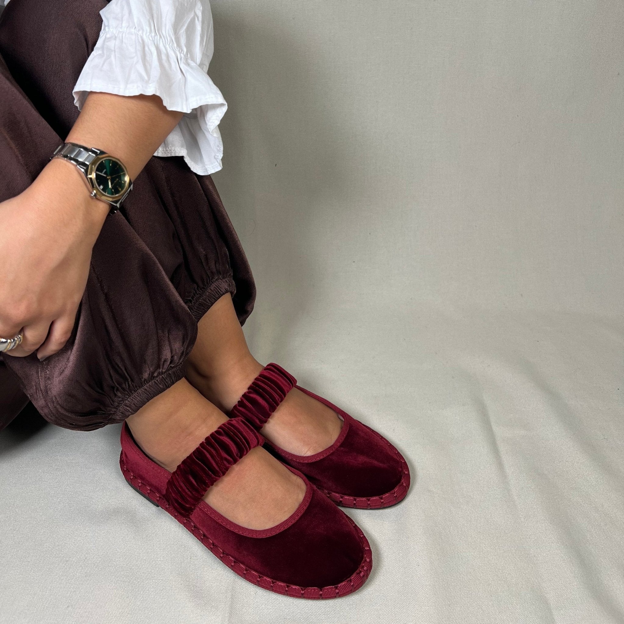 BAILARINA TERCIOPELO BURDEOS - Maro Studio