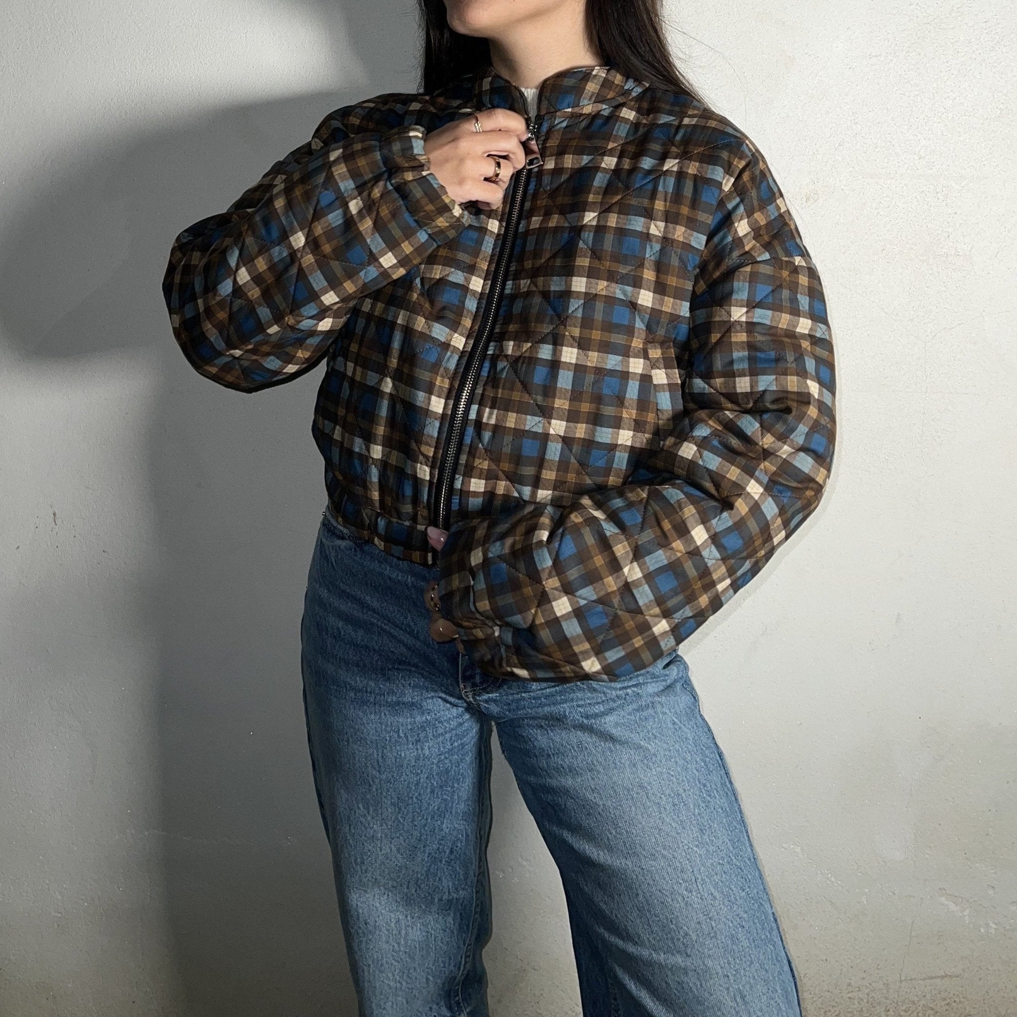 CHAQUETA BOMBER DE CUADROS MARRÓN - Maro Studio