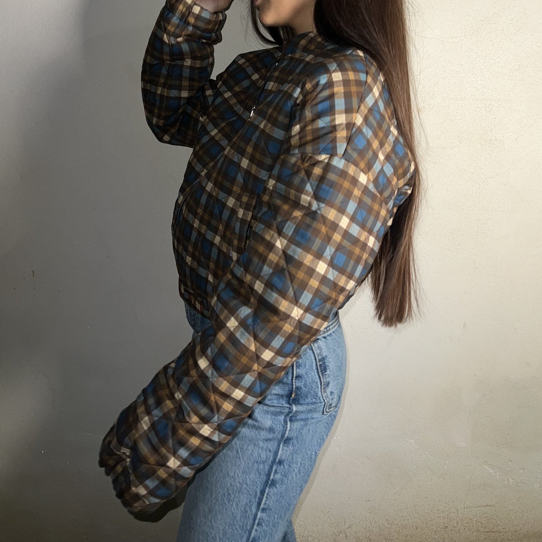 CHAQUETA BOMBER DE CUADROS MARRÓN - Maro Studio