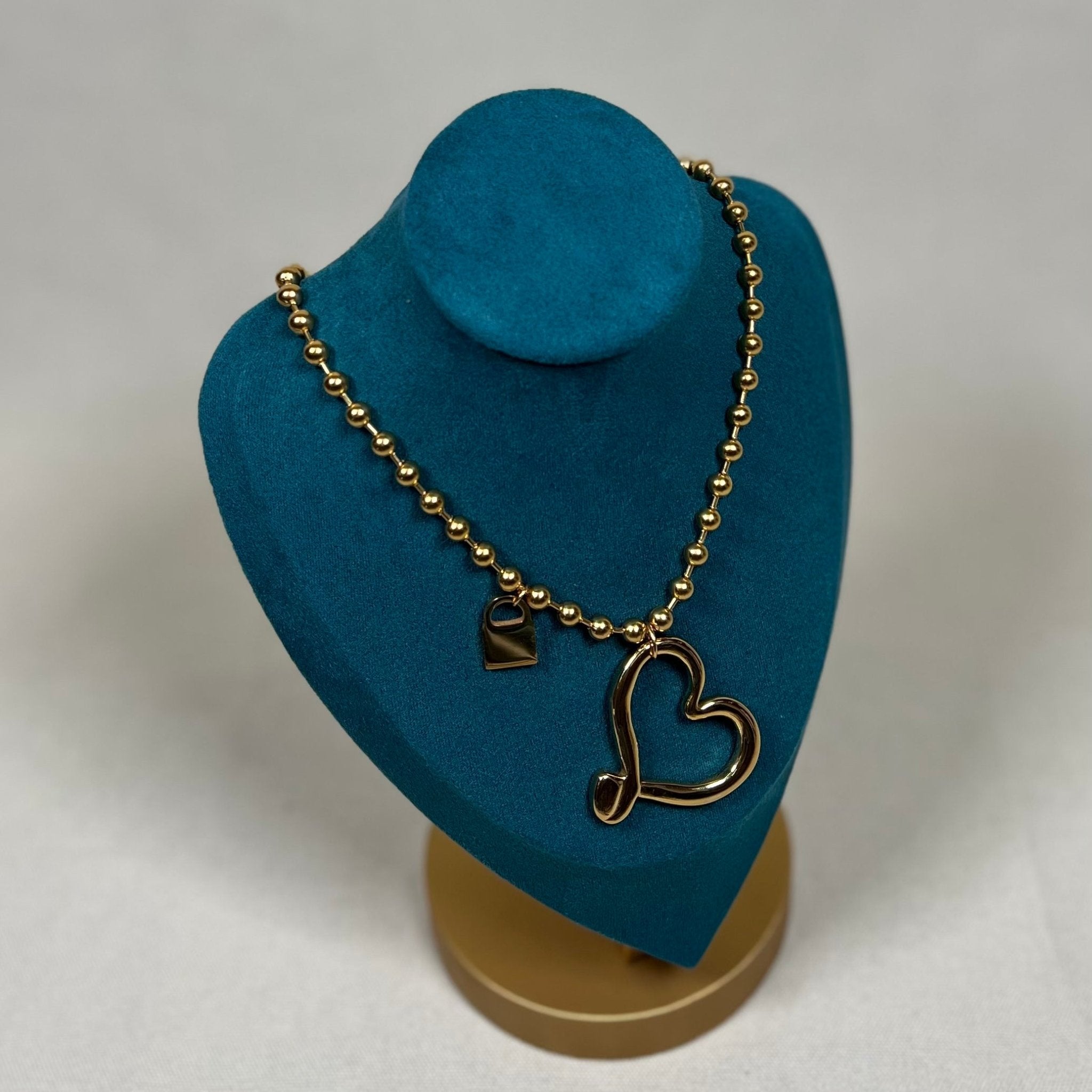 COLLAR LOVE - Maro Studio