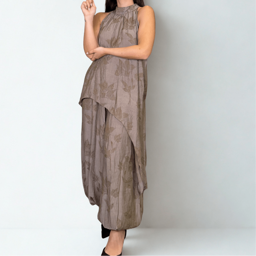 CONJUNTO TOP CUELLO HALTER Y PANTALON BOMBACHO - Maro Studio