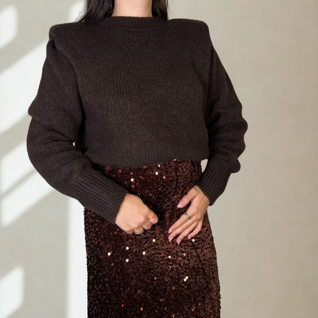 JERSEY PUNTO MARRÓN CON HOMBRERAS