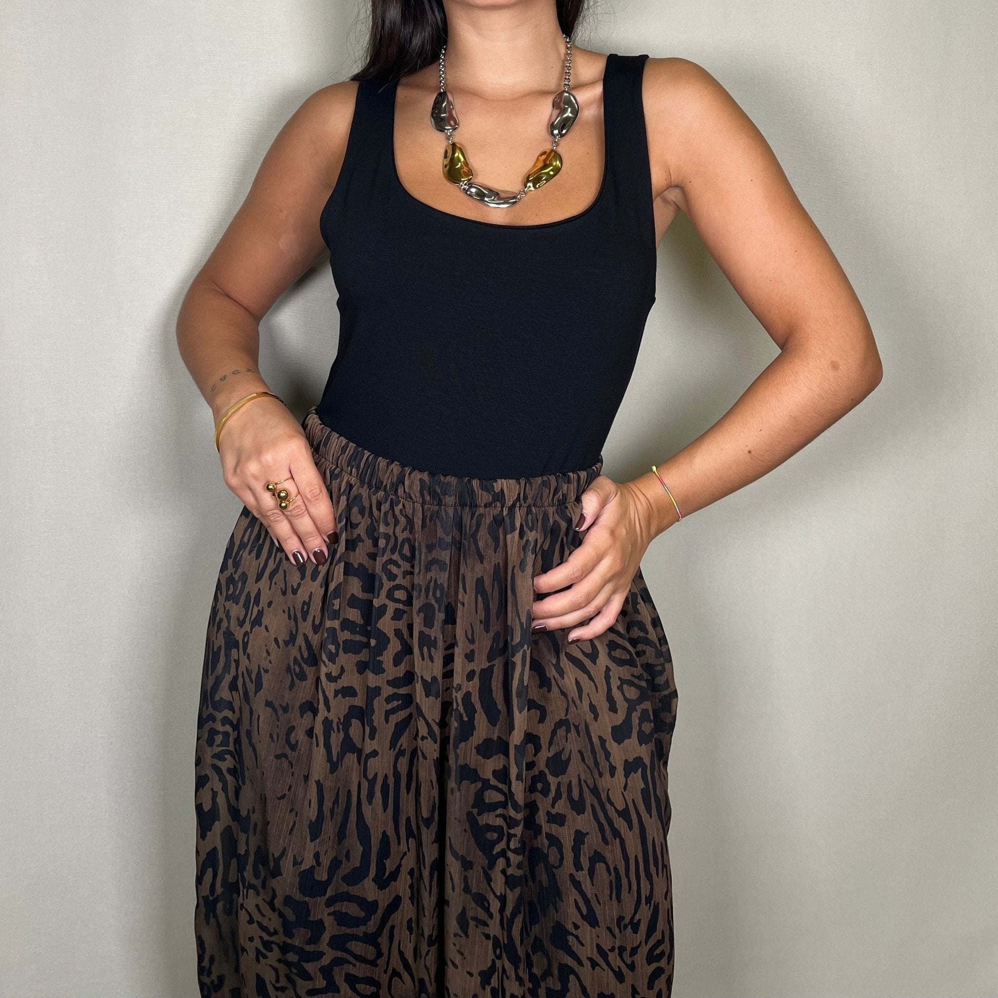 TOP BÁSICO NEGRO - Maro Studio