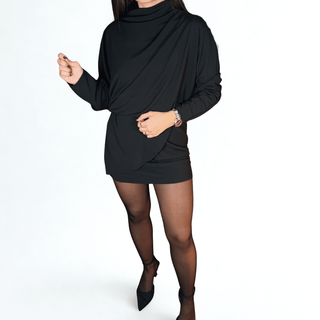 VESTIDO CORTO AJUSTADO EN LA ZONA INFERIOR - Maro Studio